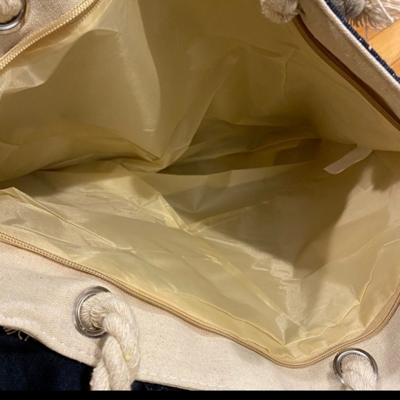 American Flag Tote - Picture 5 of 5